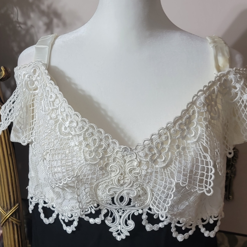 Beautiful Vintage long Dress